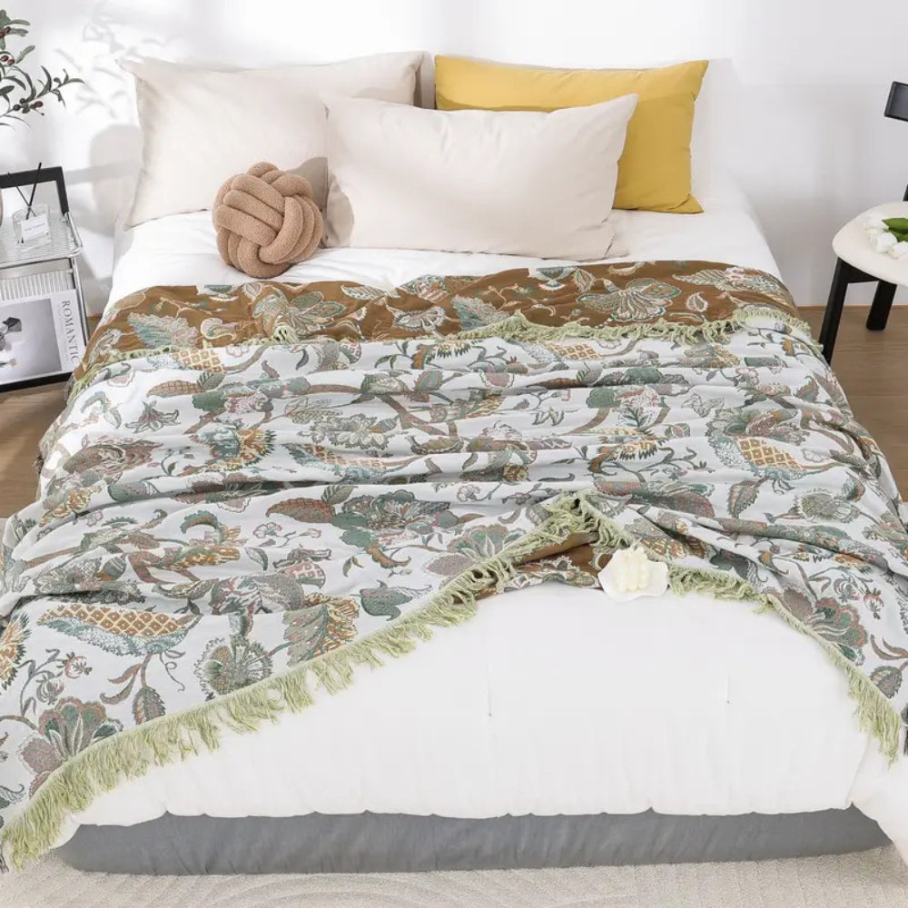 Lisslune | Reverie Floral Tassel Cotton Blanket