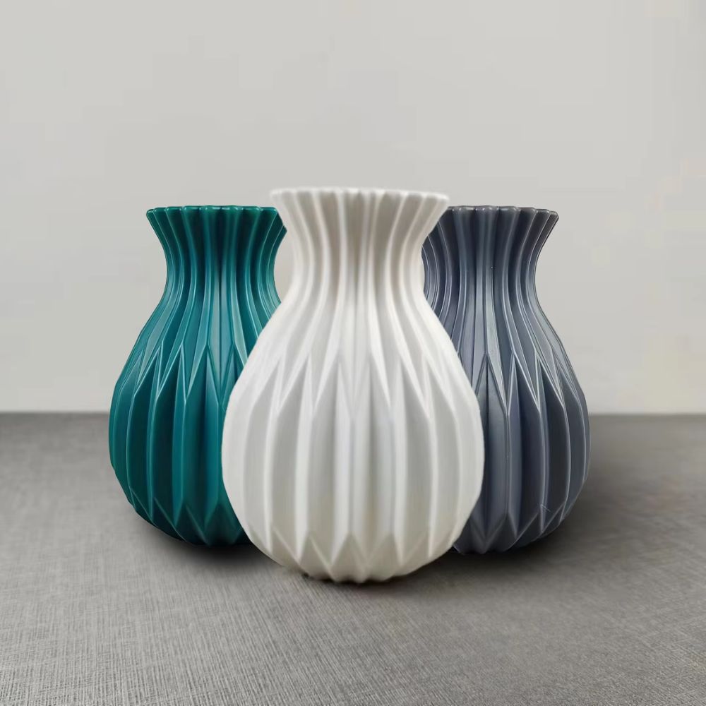 Lisslune | Ripple Form Decorative Vase