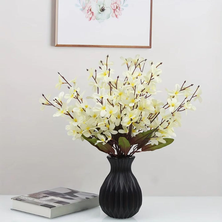 Lisslune | Ripple Form Decorative Vase