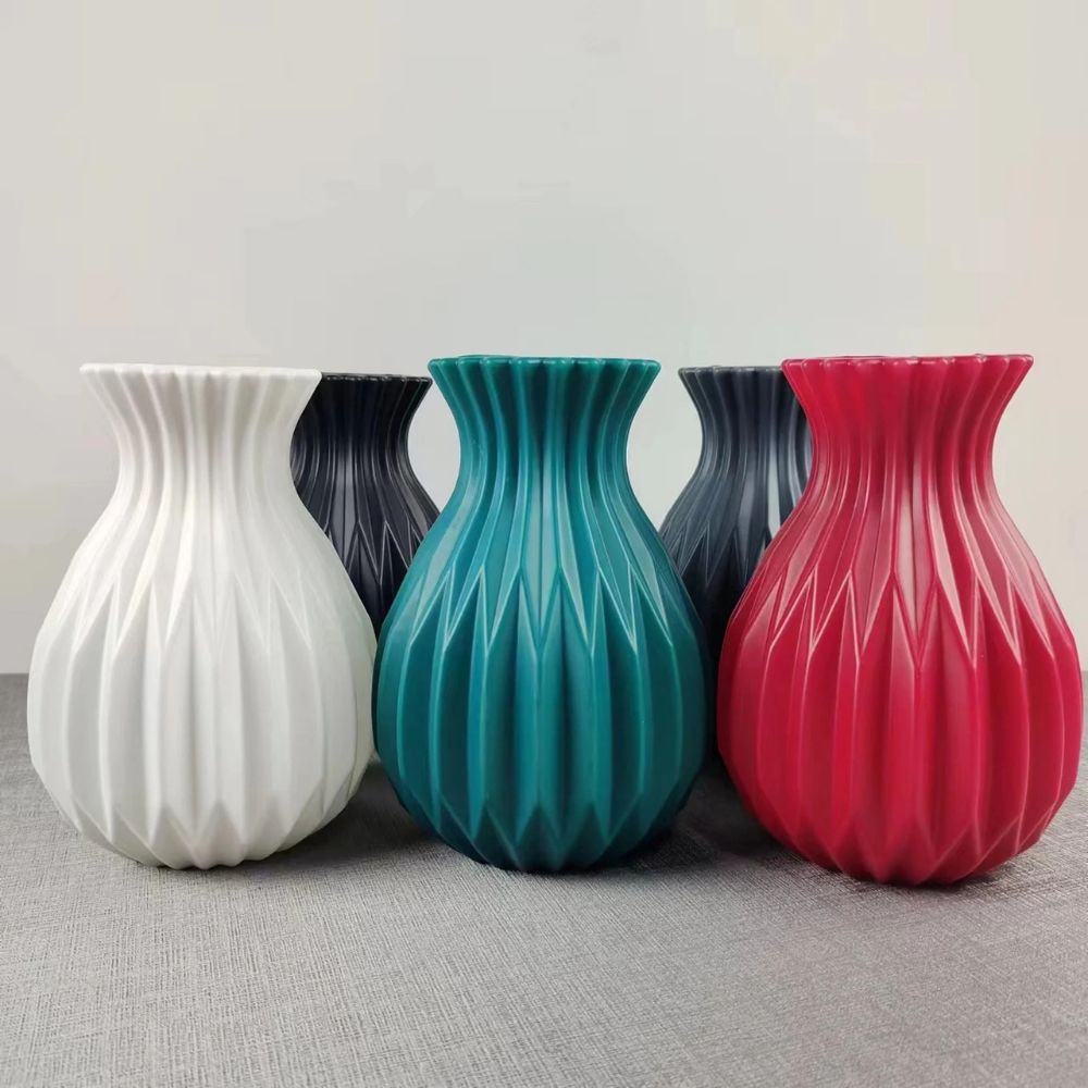 Lisslune | Ripple Form Decorative Vase