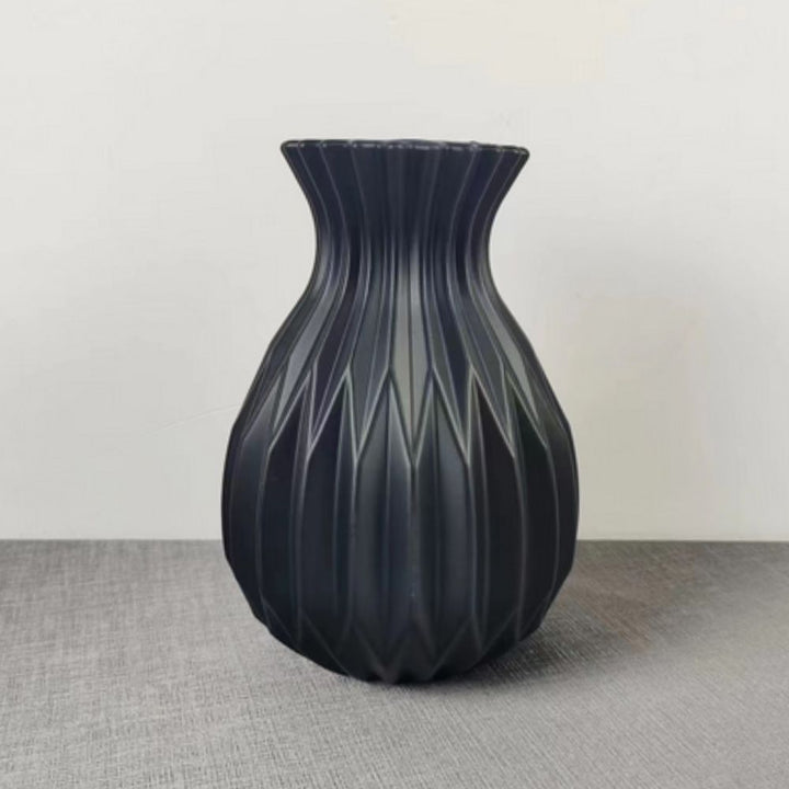 Lisslune | Ripple Form Decorative Vase