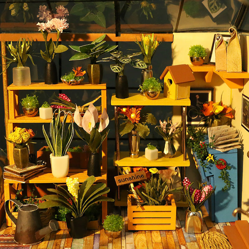 Lisslune | Cathy's Flower House