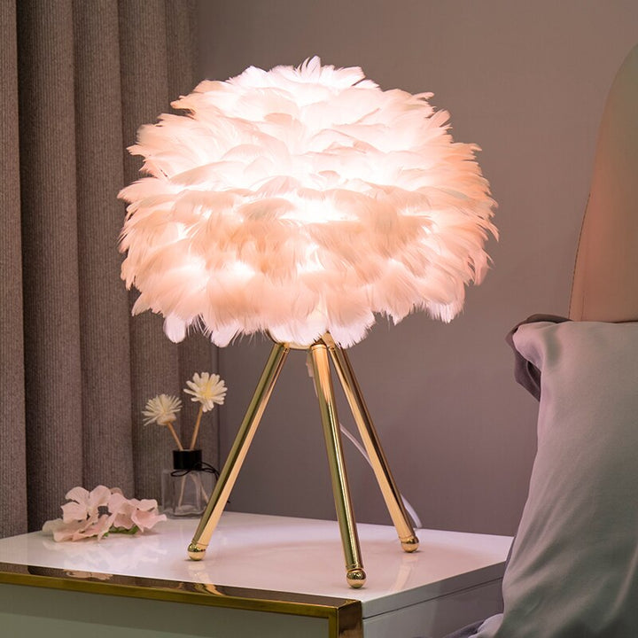 Lisslune | Romantic Feather Table Lamp Modern Nightstand Lamp Living Room Café Decoration Wedding Christmas Gift Ostrich Feather Light