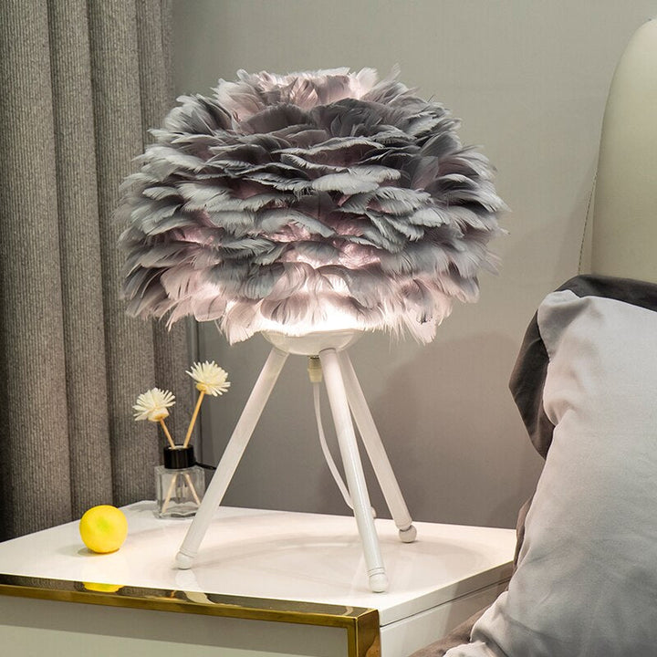 Lisslune | Romantic Feather Table Lamp Modern Nightstand Lamp Living Room Café Decoration Wedding Christmas Gift Ostrich Feather Light