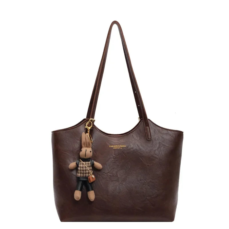 Lisslune | Mirella | Classic Women’s Shopper Bag with Charm – Elegant, Spacious & Timeless