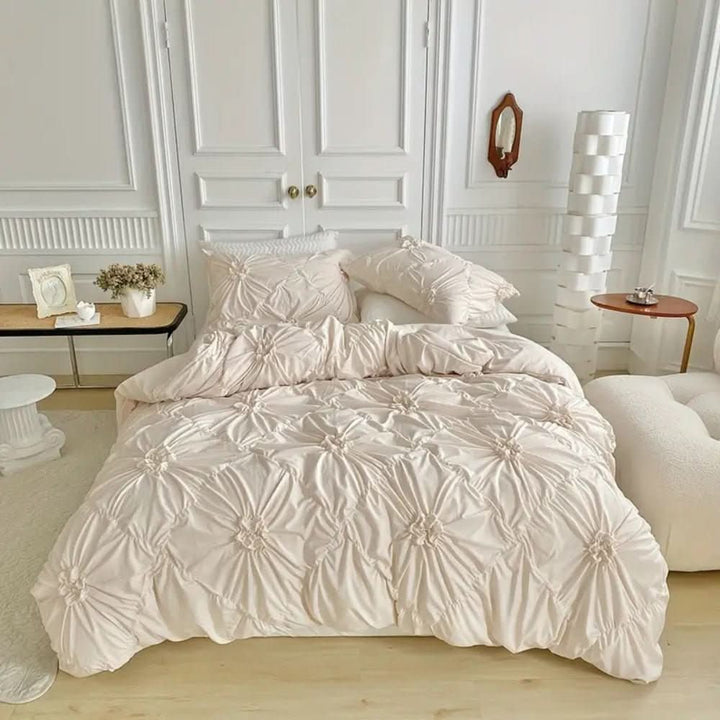 Lisslune | Elegant Ruffle Flower Duvet Cover Set Made of Microfiber