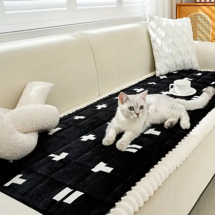 Lisslune | Ruffled Cloud Edge Quilted Couch Cover