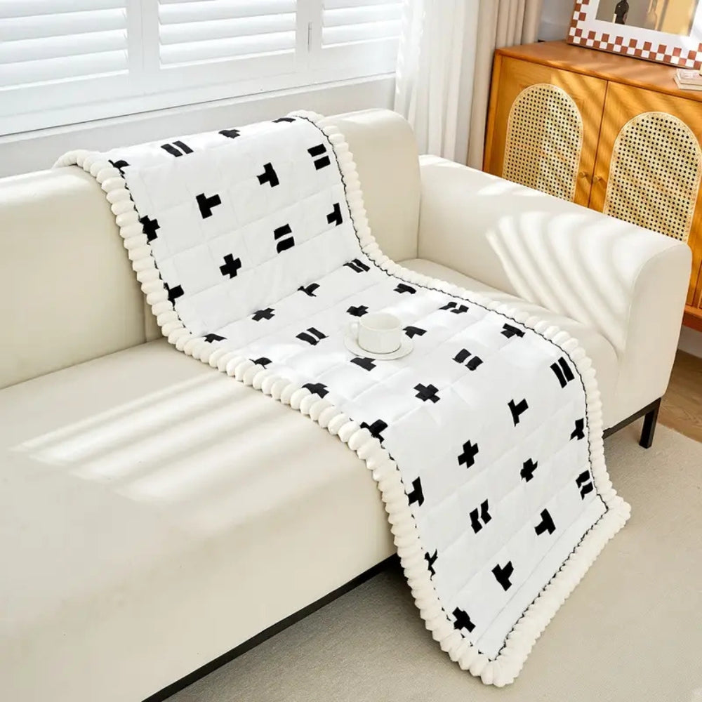 Lisslune | Ruffled Cloud Edge Quilted Couch Cover