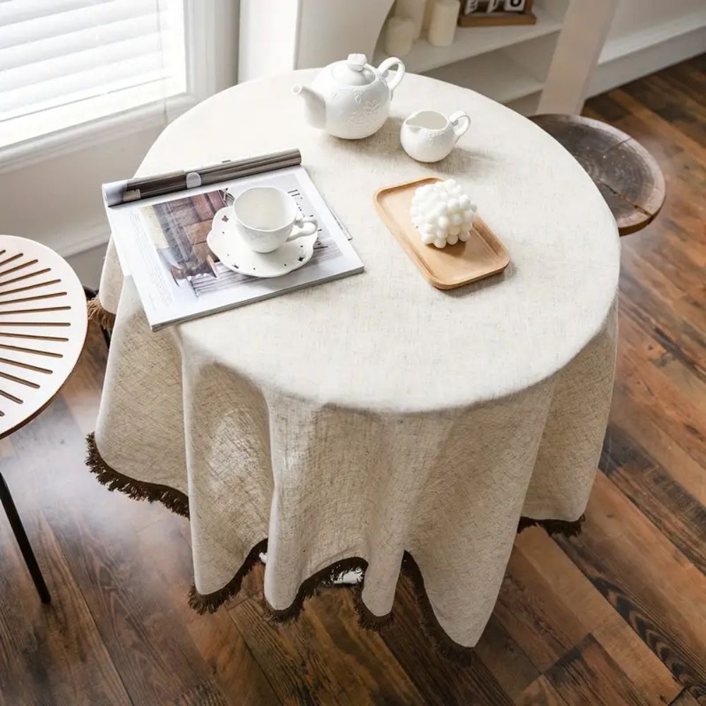 Lisslune | Rustic Charm Tassel Tablecloth