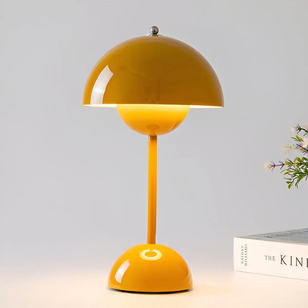 Lisslune | NordicNest Scandinavian Table Lamp