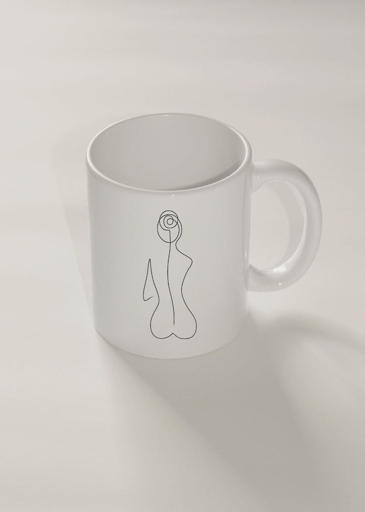 Lisslune | Sitting beauty