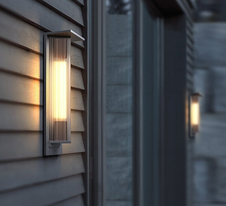 Lisslune | MotionLume – Solar Wall Light with Motion Sensor
