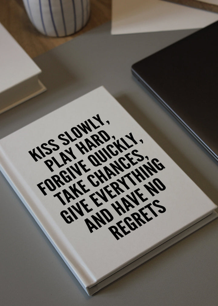 Lisslune | Kiss slowly