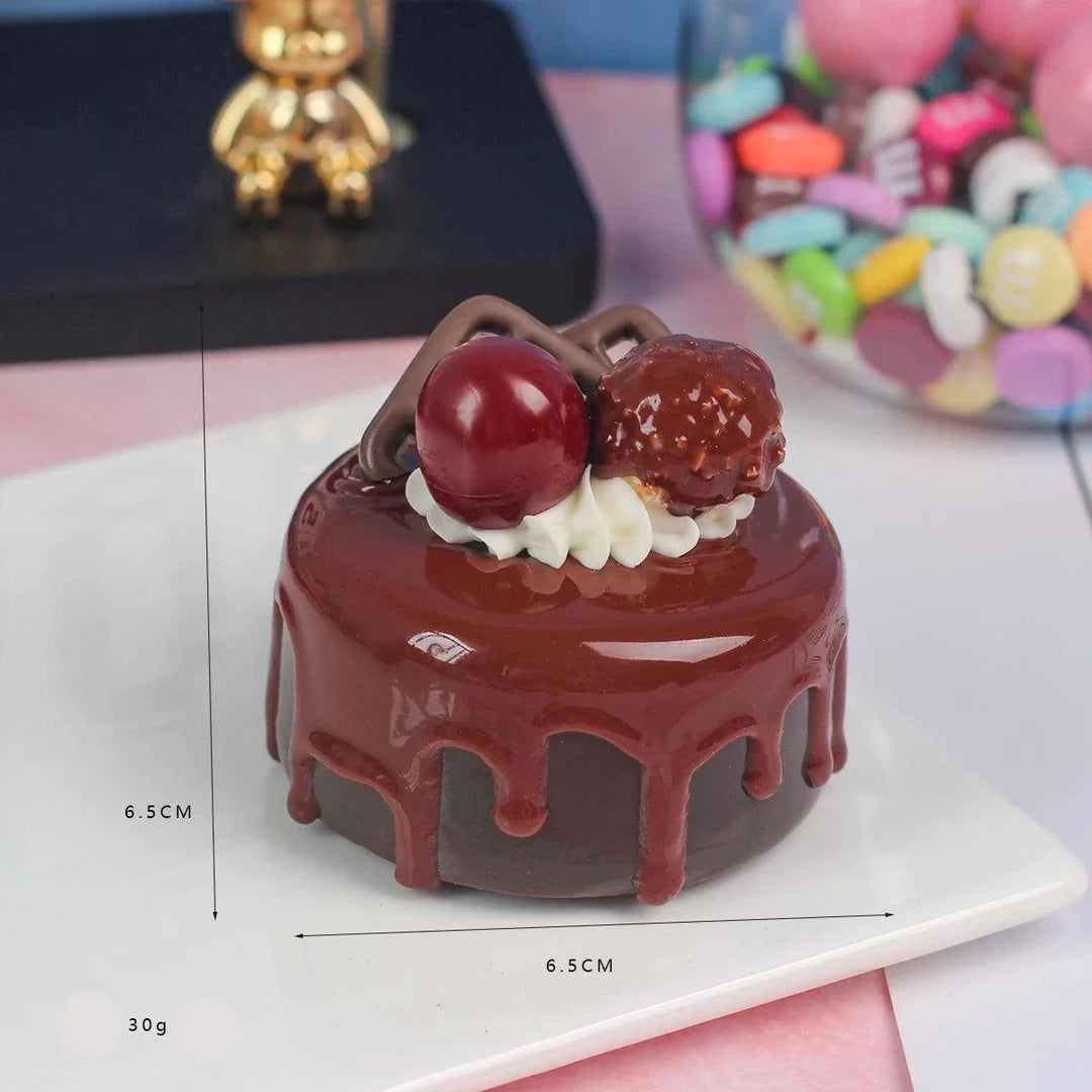 Lisslune | Realistic Artificial Sea Salt Room Cake Model - Ideal for Events, Home Decor, and Restaurant Displays