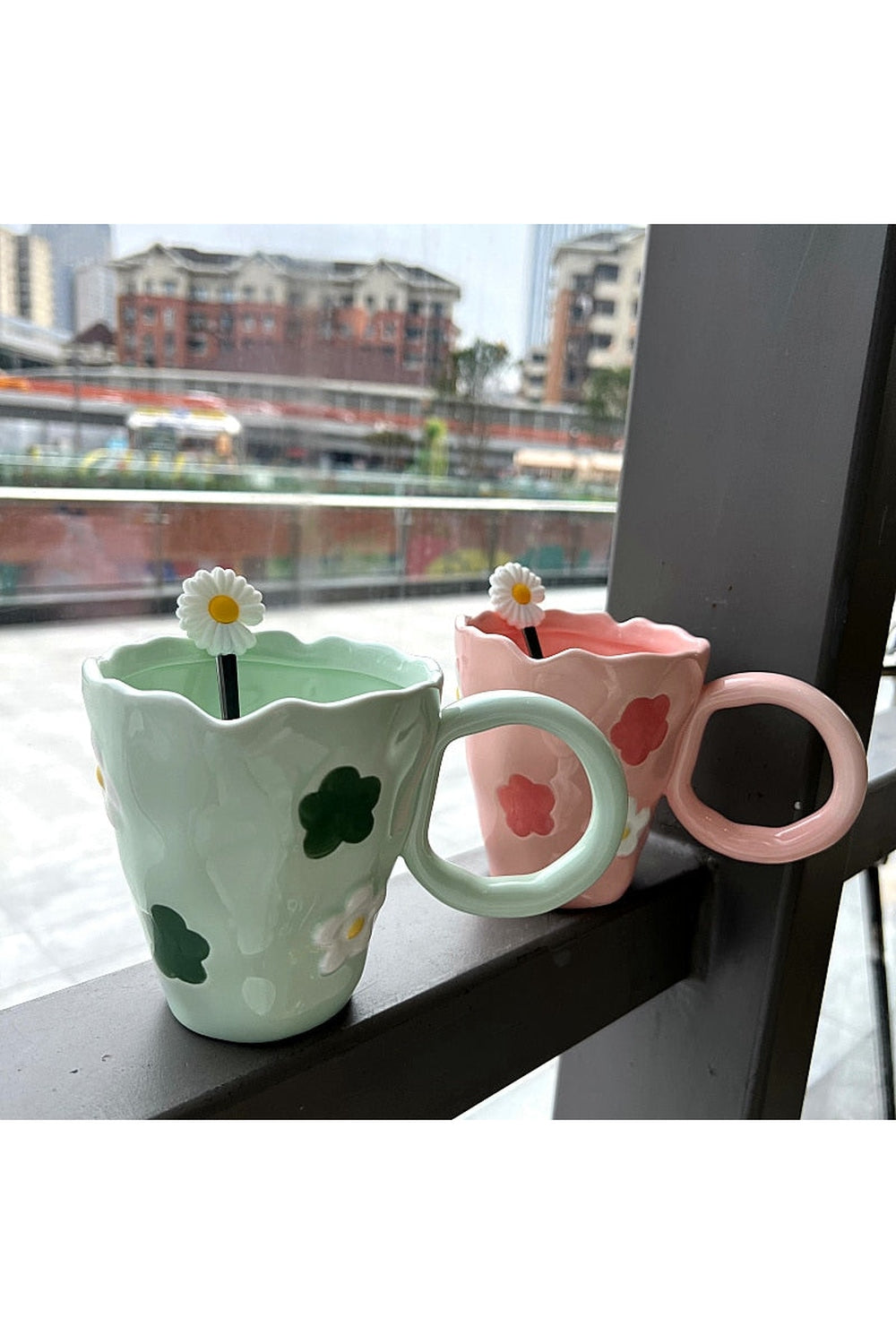 Lisslune | floral coffee cup