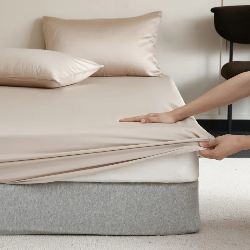 Lisslune | SilkDreams Mulberry Silk Bed Sheet | Breathable | Hypoallergenic | Luxury Bedding for Your Home