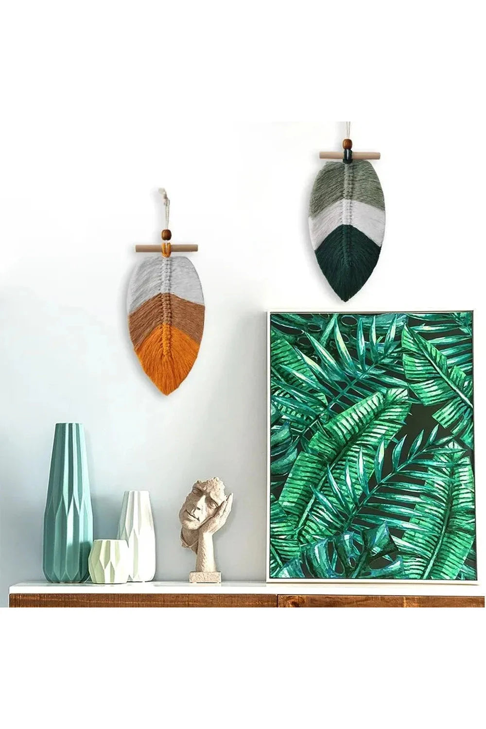 Lisslune | Charm Feather Wall Hanging