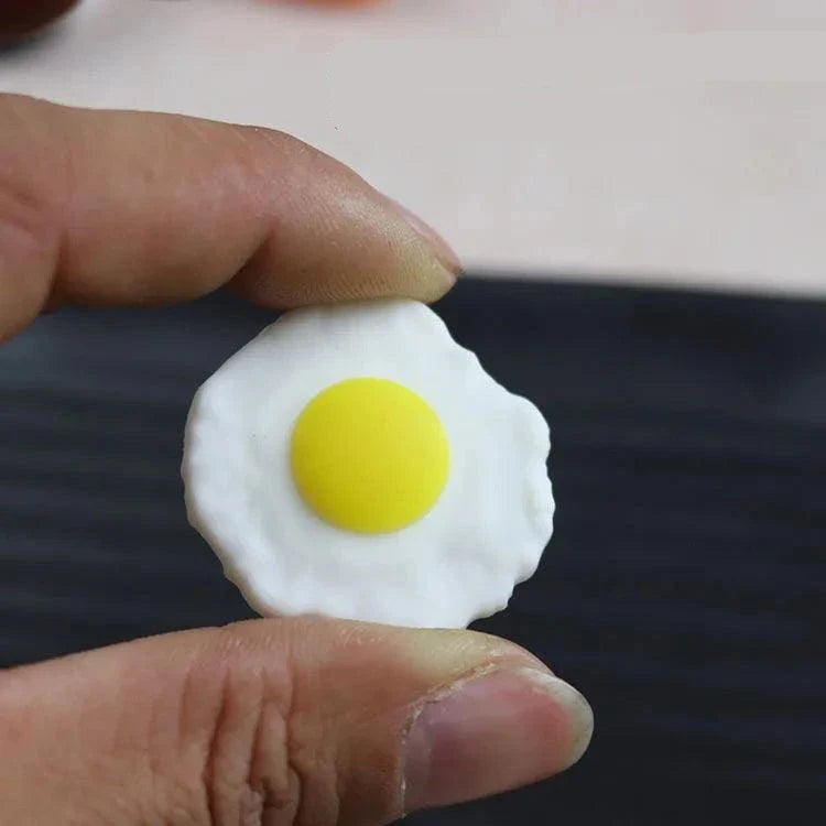 Lisslune | Set of 4 realistic PVC fried egg figures - Charming artificial omelet decorations for home and education