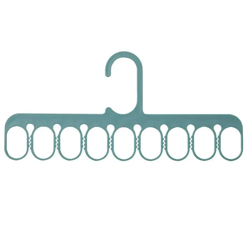 Lisslune | Give your home organization a new twist with this stylish hanging storage solution: Tidy up effortlessly