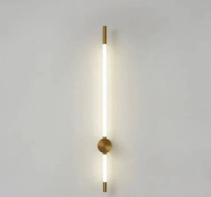 Lisslune | AstraBeam – Vertical LED Wall Lamp for Modern Interiors
