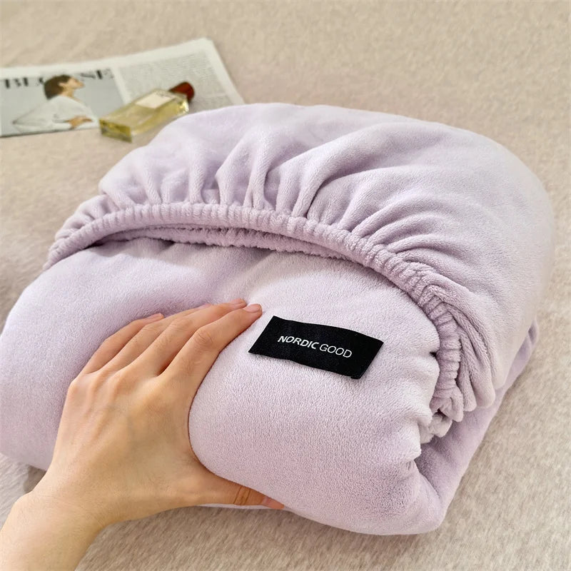 Rynx | 2024 New Comfortable and Warm A-Class High Weight Milk Velvet Unique Bed Sheet