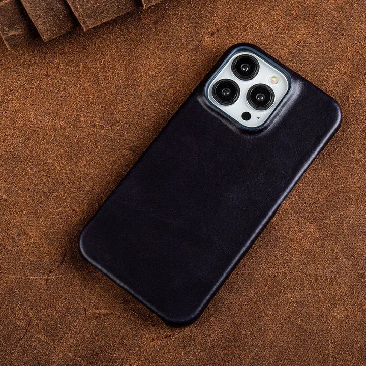 Lisslune | RoyalLeather: Luxurious, handmade case made of genuine cowhide leather for the iPhone