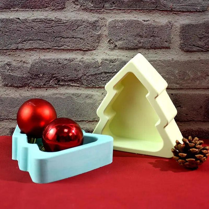 Lisslune | Festive Christmas Tree Silicone Mold for Candles and Ornaments