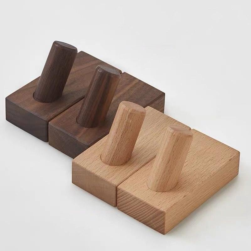 Lisslune | Elegant Nordic Wood Hook: Luxurious Botanical Accent for Chic Living Spaces