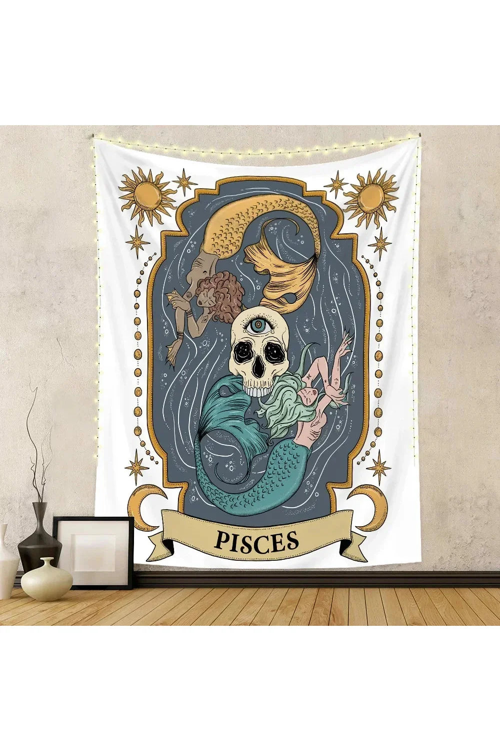 Lisslune | Tapestry Collection