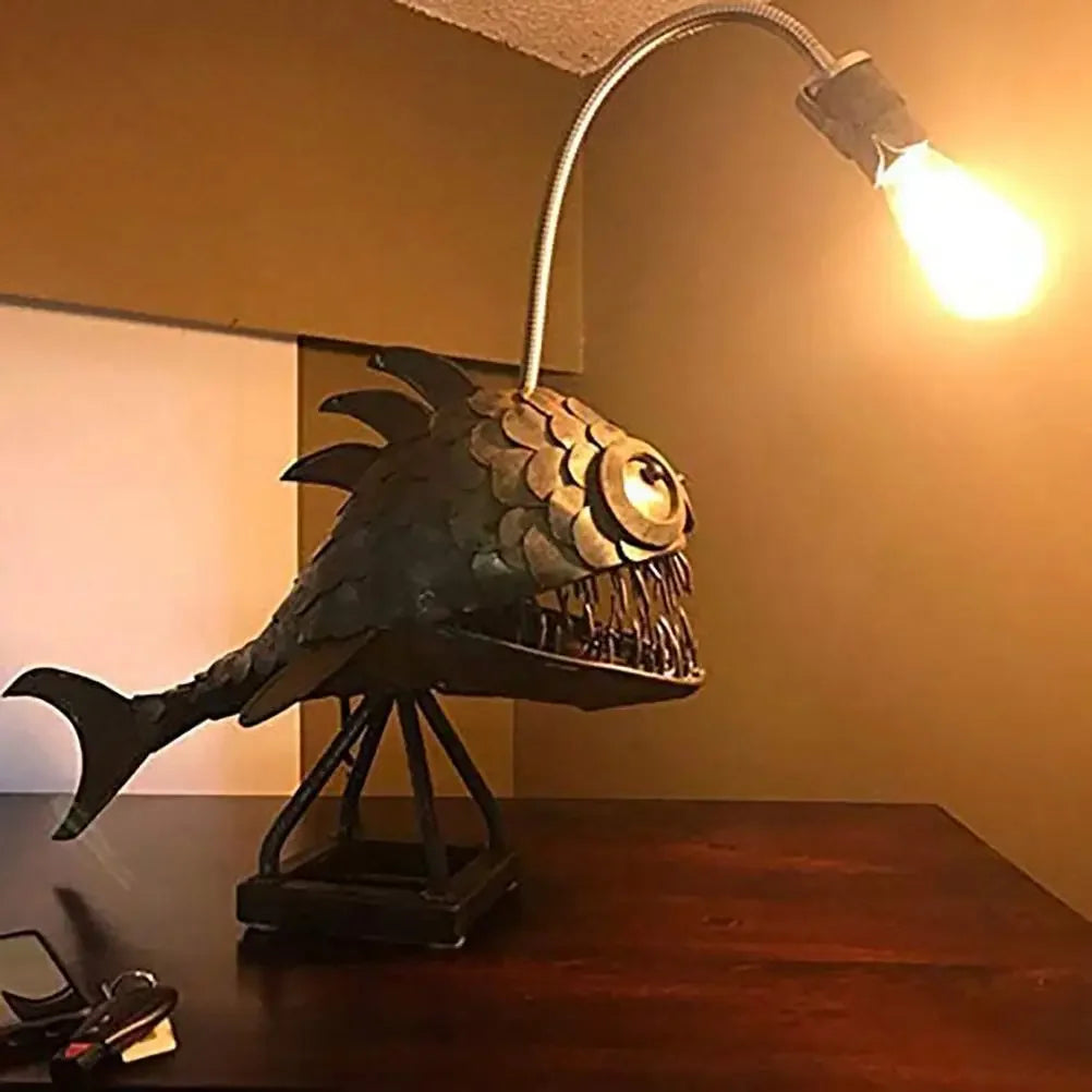 Lisslune | Glowfish Retro Table Lamp