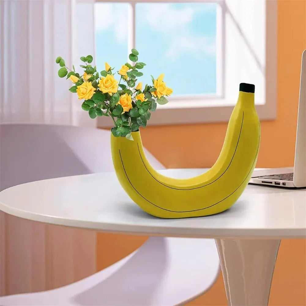 Lisslune | Banana vase, flower vase made of resin, cute banana shape, decorative tabletop vase for flower arrangements, living room, bedroom, home decoration