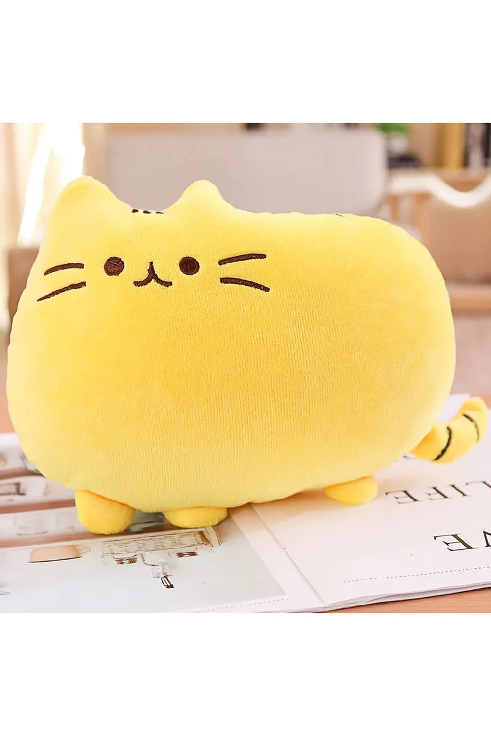 Lisslune | Cat Pillow