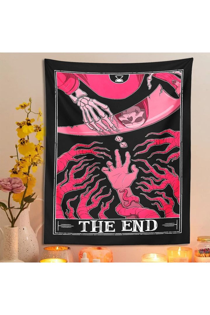 Lisslune | End Tarot inspired tapestry
