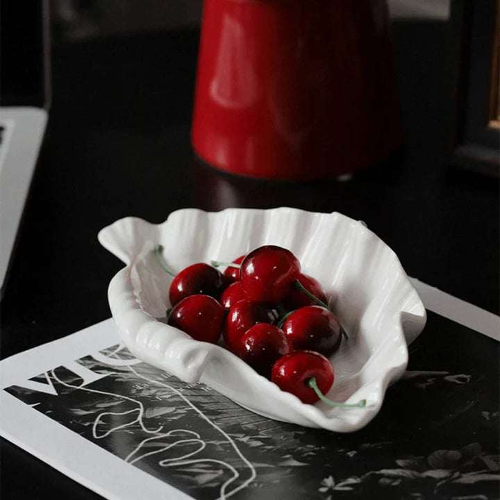 Lisslune | Cream Ceramic Shell Plate