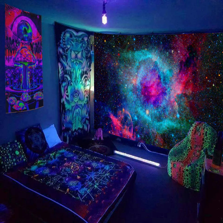 Lisslune | Mushroom Glow Wall Carpet