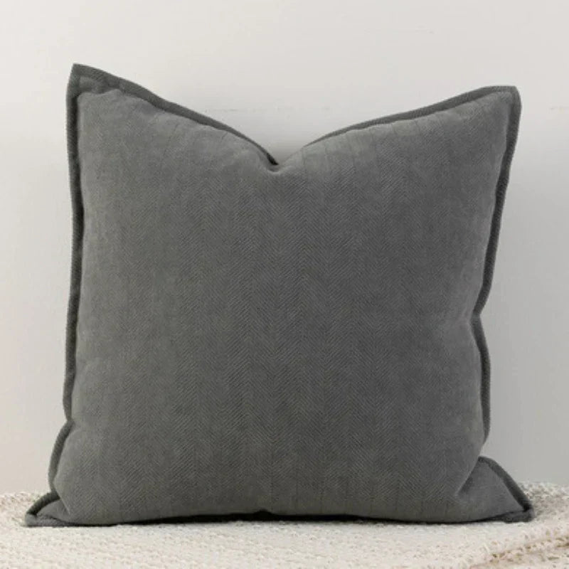 Lisslune | PureChenille - Elegant Cushion Cover for a Cozy Ambience