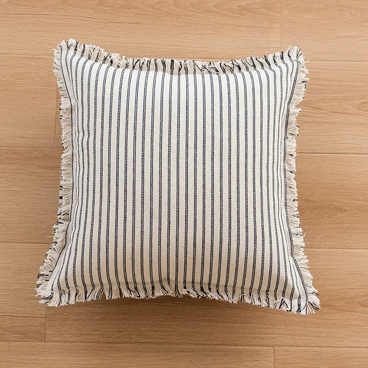 Lisslune | Elegant Pillowcase with Jacquard Pattern and Fringes - Cotton-Linen Blend