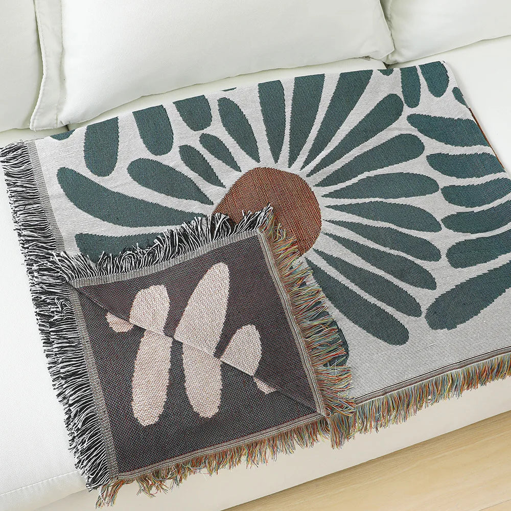 Lisslune | Daisy Wall Tapestry Blanket