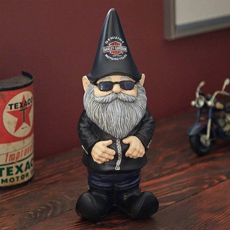 Lisslune | Charming Locomotive Gnome Garden Ornament