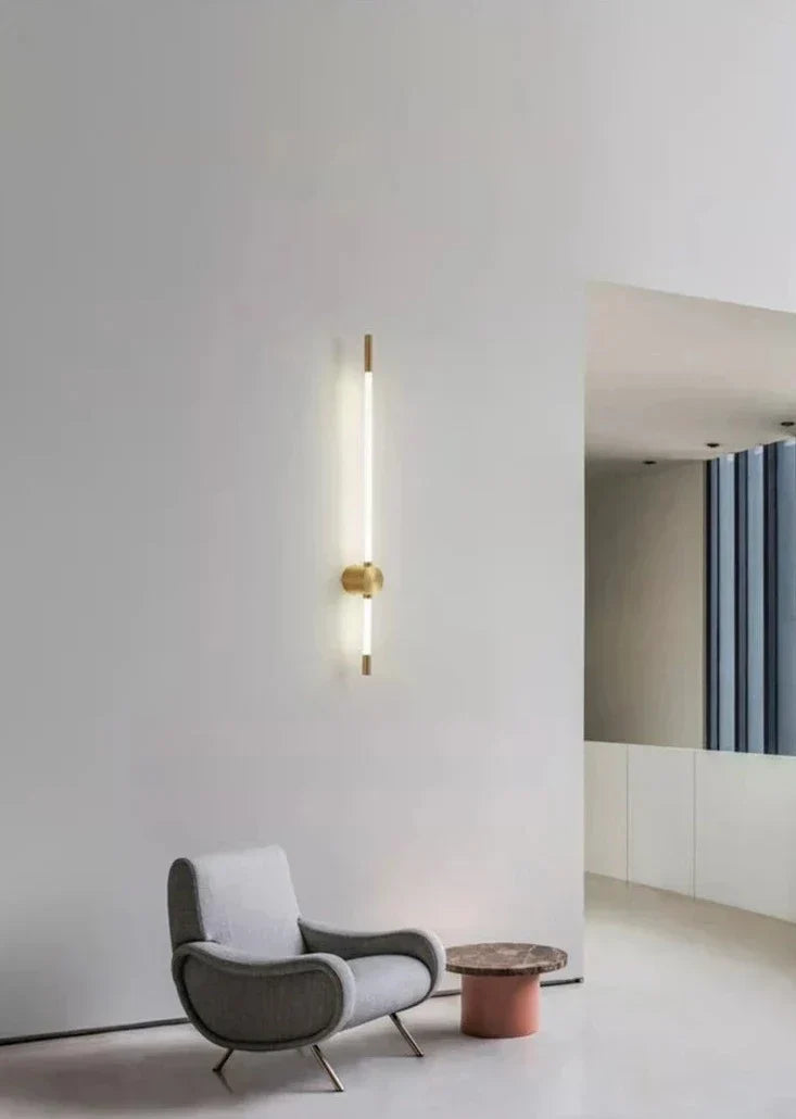Lisslune | AstraBeam – Vertical LED Wall Lamp for Modern Interiors