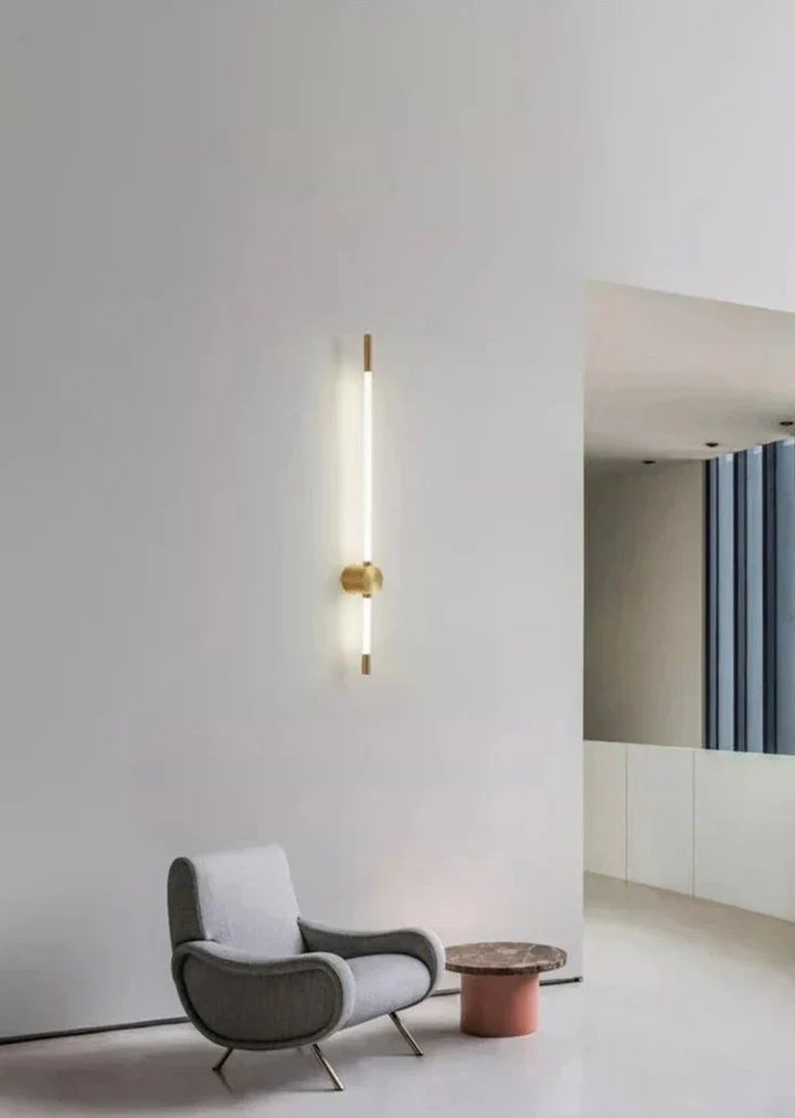 Lisslune | AstraBeam – Vertical LED Wall Lamp for Modern Interiors