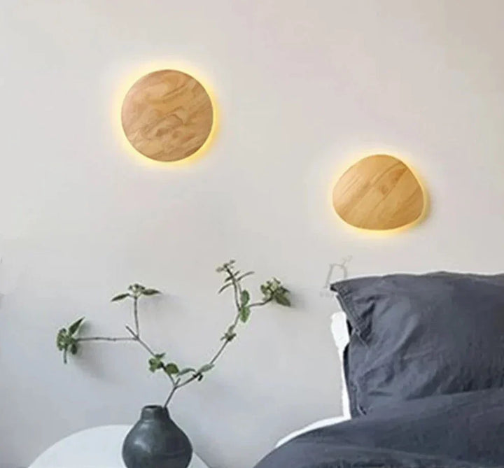 Lisslune | ForestLite - Wooden Wall Lamp