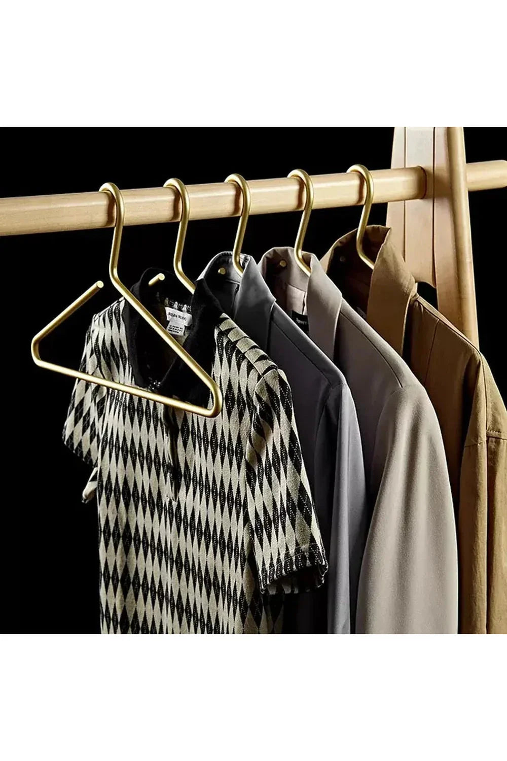 Lisslune | LuxeLine Metal Hanger