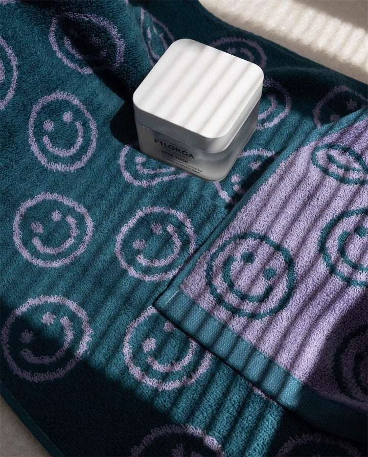 Lisslune | Double-sided Smiley Towel
