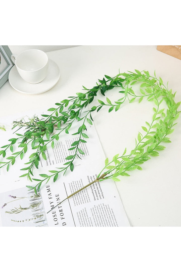 Lisslune | Rattan leaf wine ornament