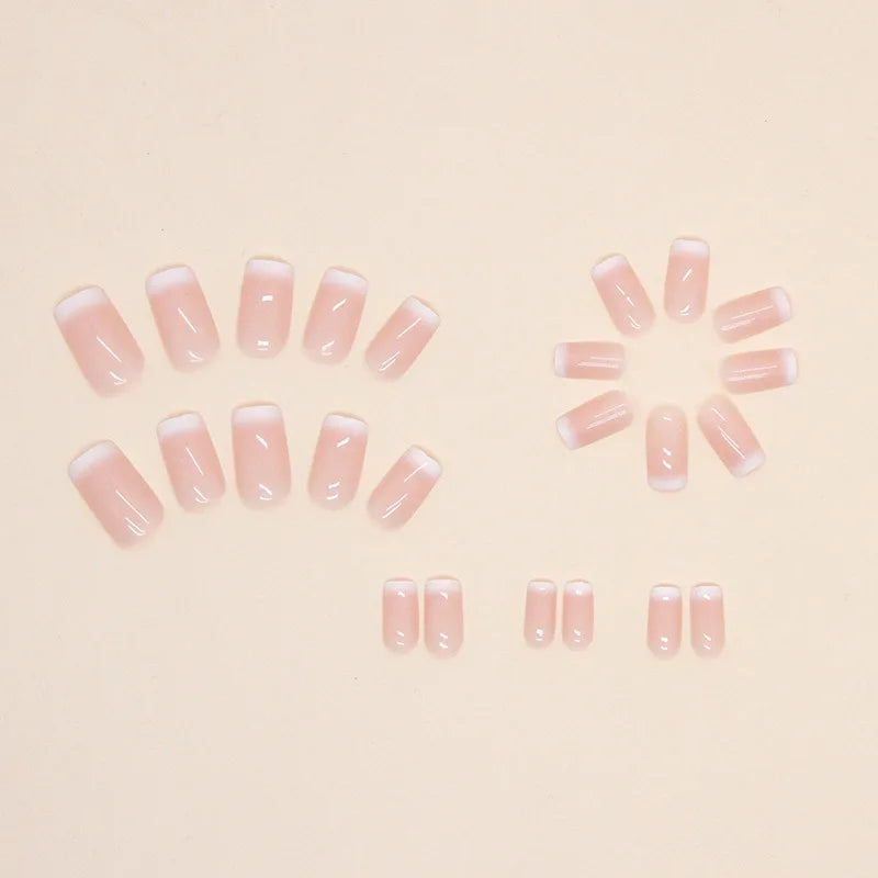 Lisslune | 24PCS Kurze Press-On Nägel Quadratisch Pink Hohe Sättigung Nägel Press-On Nägel Vollabdeckung Artificial Nail Set Fingertipp Französisch