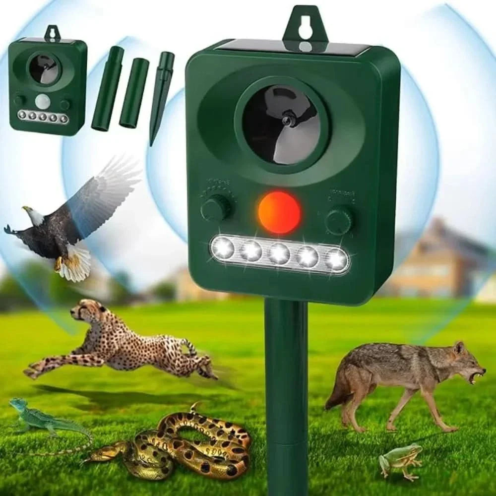 Lisslune | ULTRAGUARD ANIMAL REPELLER – Ultrasonic Animal Repeller with LED Light – Weatherproof & Battery Operated for Garden & Outdoor Use