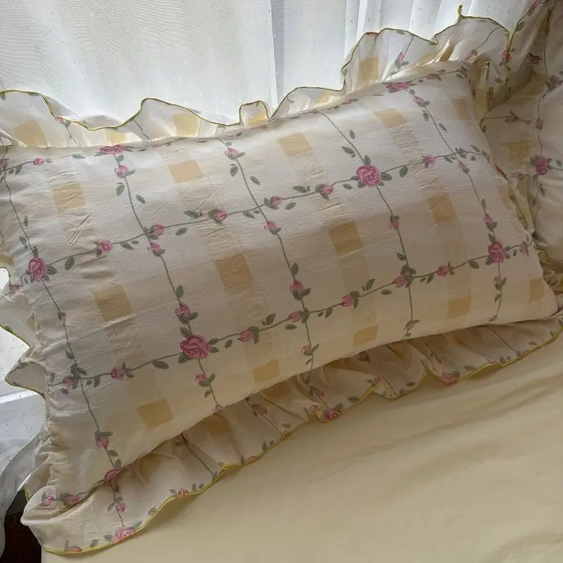 Rynx | Korean Princess Bedding Set Skin-friendly Washable Cotton Bedding Set of Four Pieces Lace Bedding Set Pillowcases Duvet Cover