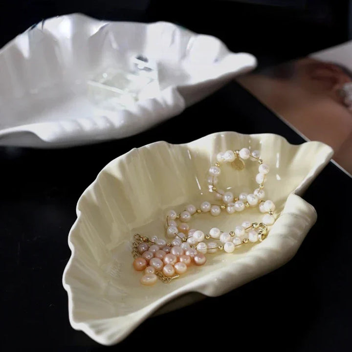 Lisslune | Cream Ceramic Shell Plate