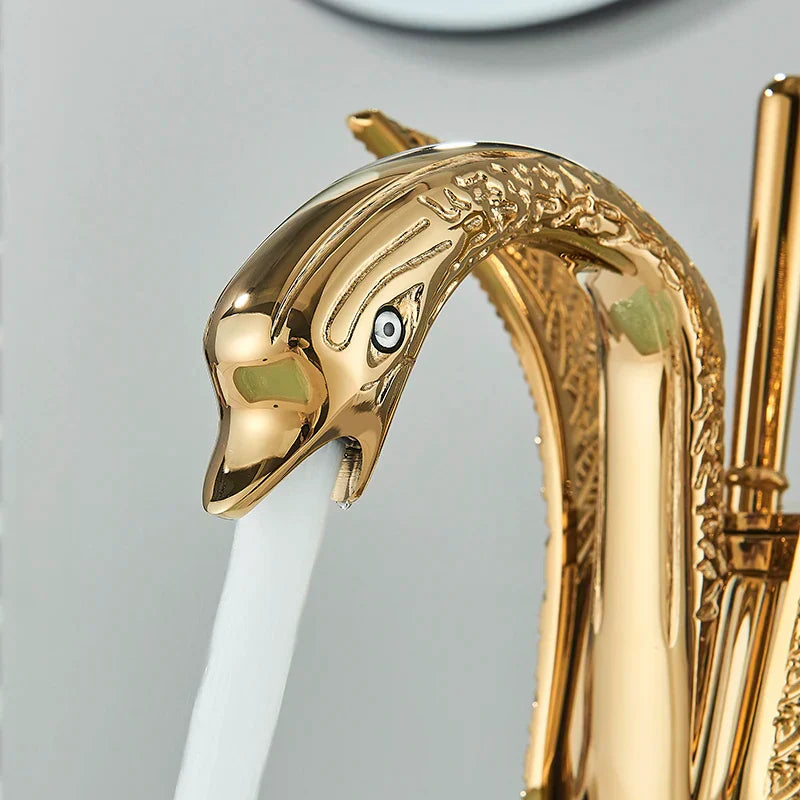 Lisslune | Swan Single Handle Golden Basin Faucet